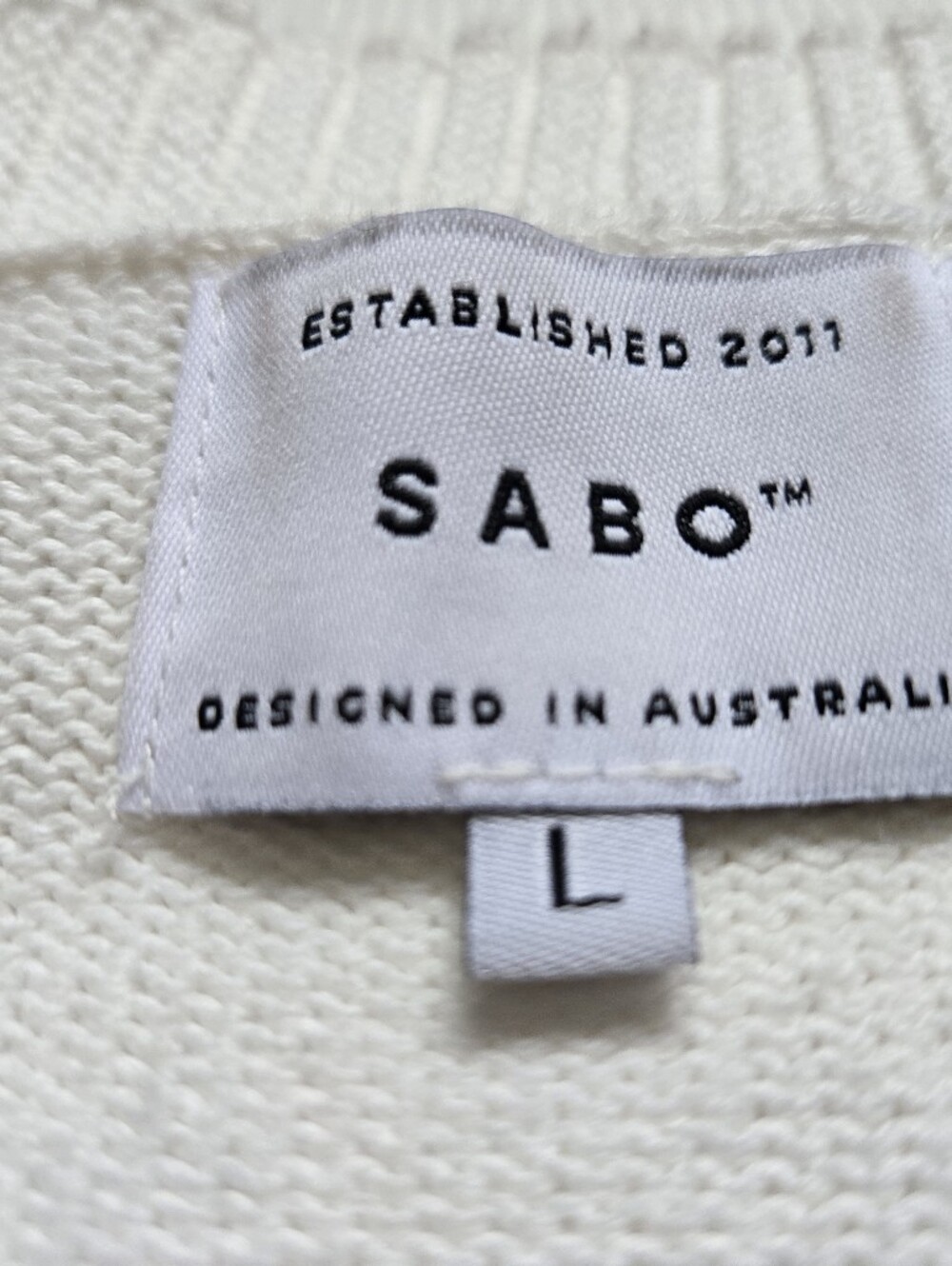 Sabo Australia White Knit Short Sleeve Button-Front Sweater Cardigan. Large - Picture 9 of 13